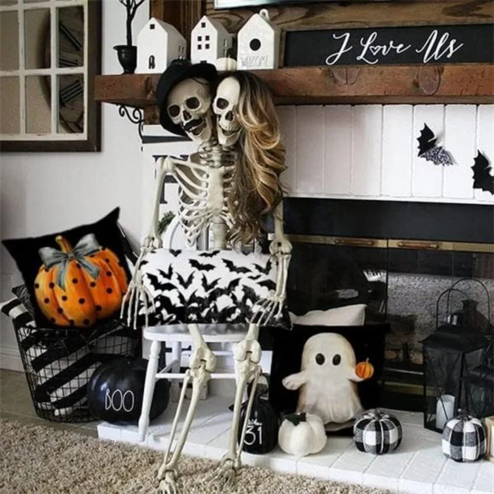 Set of 4 Halloween Pillow Covers 18x18 inch - Pumpkin & Ghost Trick or Treat Déc